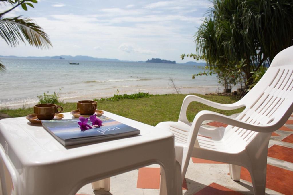 Koh Kwang Seaview Hotel Klongmuang-part Kültér fotó